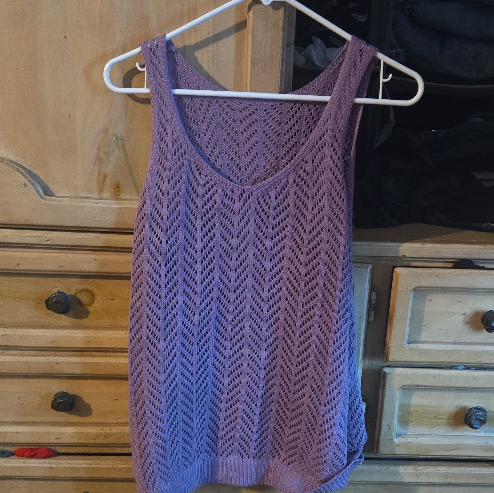 Women’s Purple Crochet Knit Tank Top Size L Lightweight Sleeveless Scoop Neck