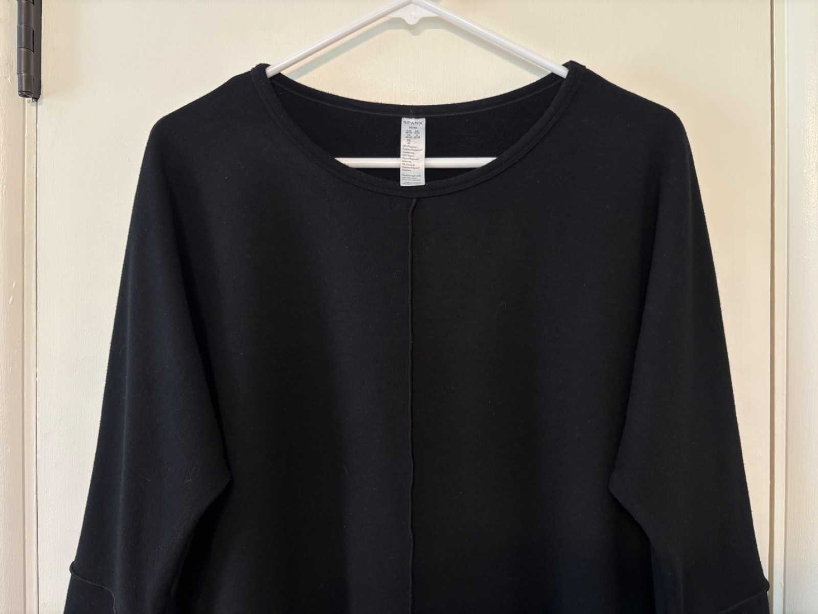 Spanx #50171R Women’s Dolman 3/4-Sleeve Perfect Length Shirt Top M Very Black