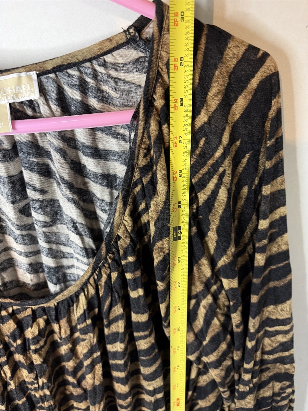 Michael Kors 3/4 Sleeve Tunic Stretchy Black & Gold Zebra Print Blouse EUC L