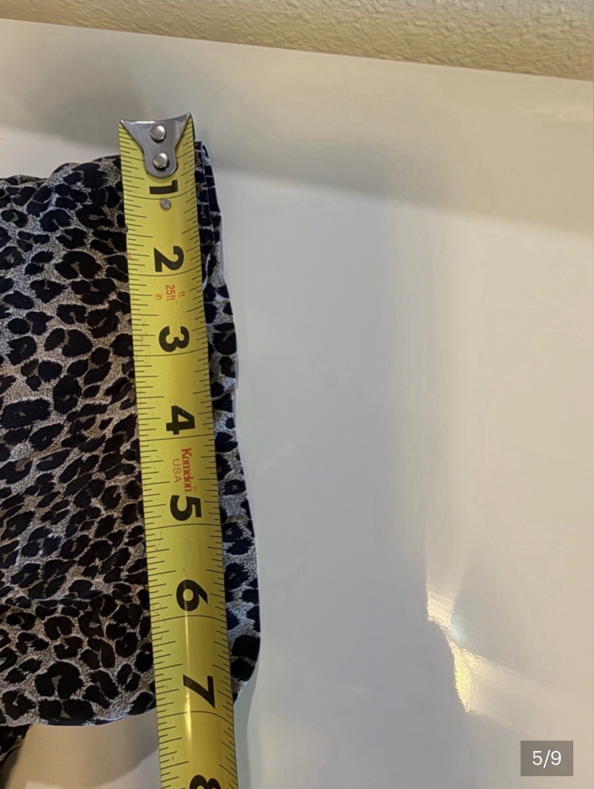 QUO-SILK Silk Leopard Print V-Neck Button Front Blouse Size M Vintage