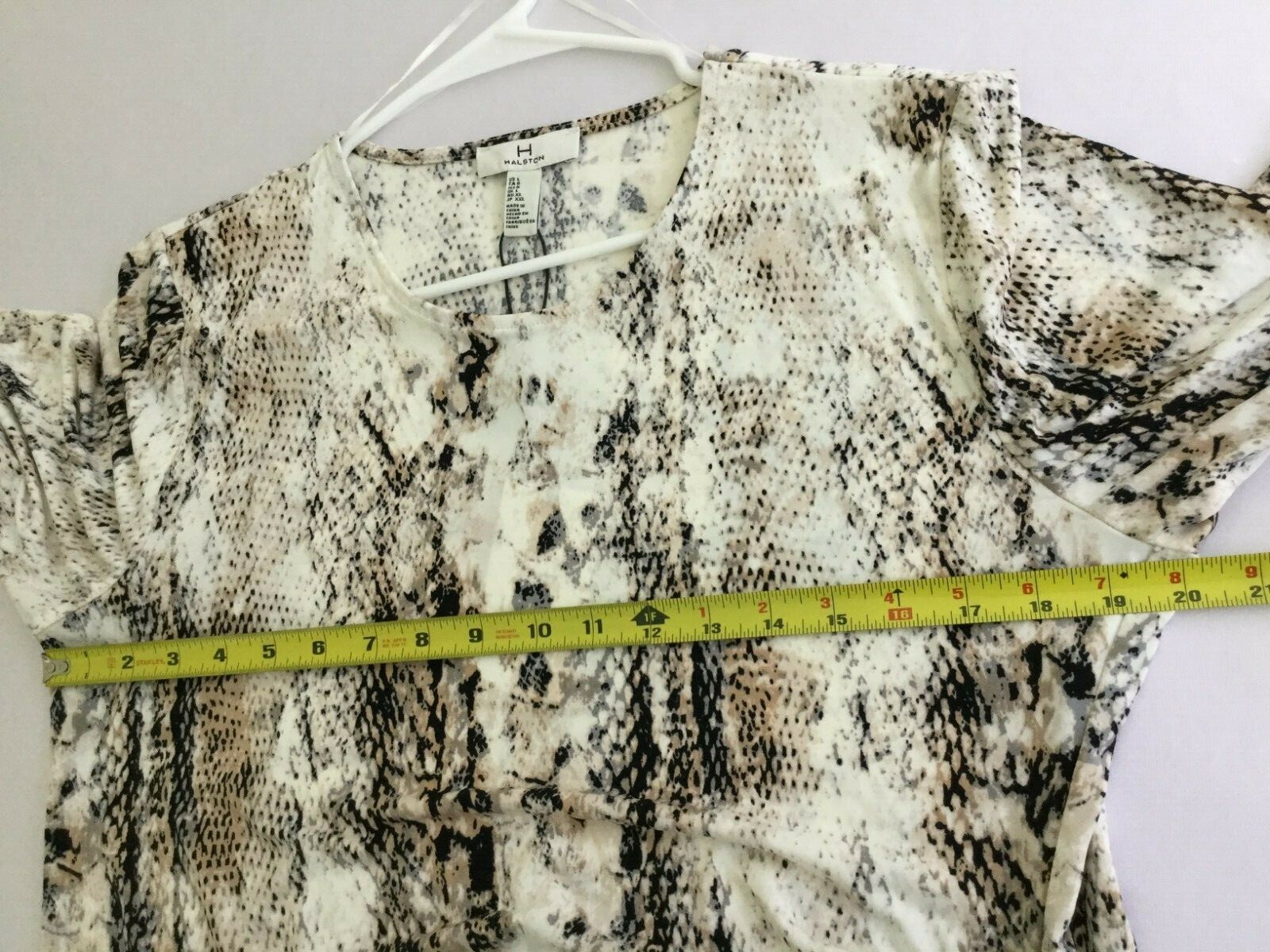 Halston Womens Large Ivory Asymmetrical Tunic Top Snake Print Long Sleeve NWT