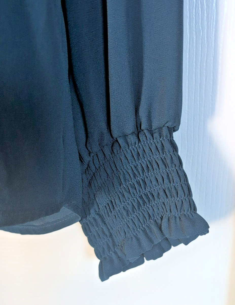 Worthington Dark Turquoise Blouse Top SZ M Smocked Cuffs V-neck