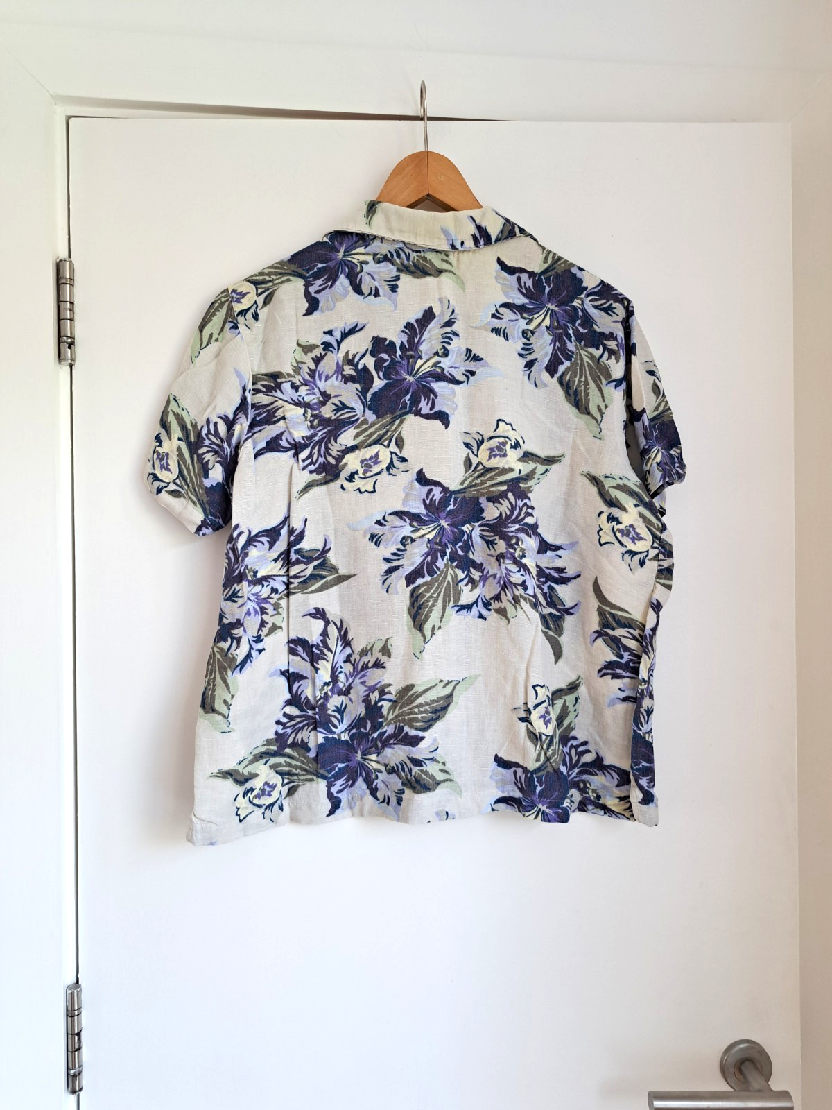 North Crest Floral Blouse Size L Linen Mix Boxy Pocket Slight Stretch