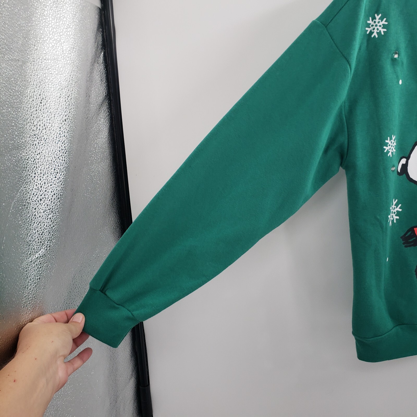 Peanuts Snoopy Woodstock Light Up Sweatshirt Juniors XS 1 Green Christmas Lights