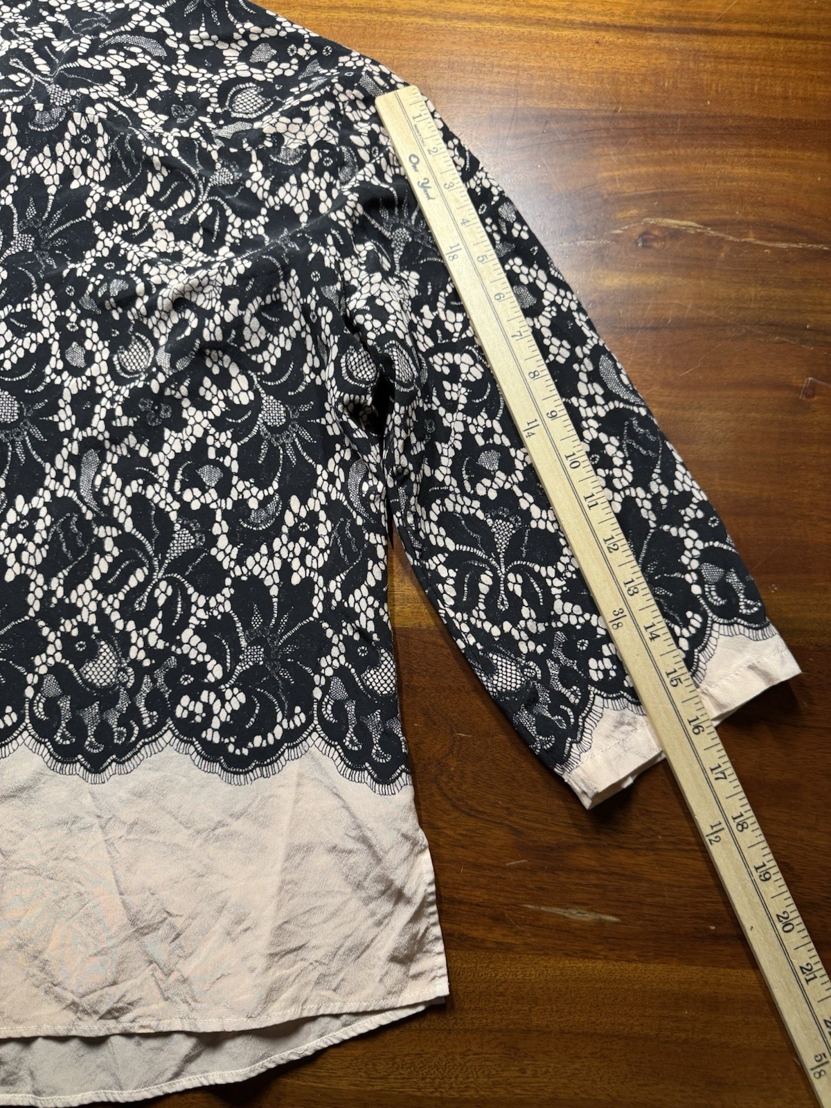 Go Silk Black Lace Floral Print Button Up Blouse Sz Petites Medium