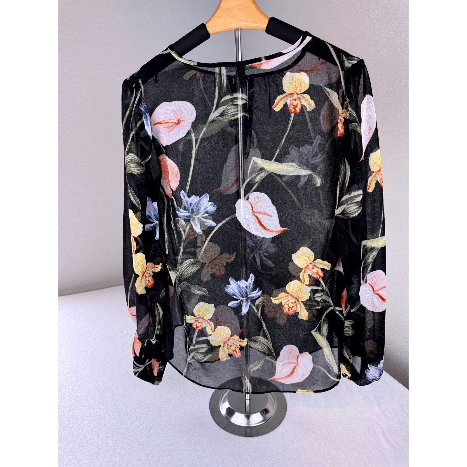 White House Black Market Sheer Floral Blouse Small Black Long Sleeve