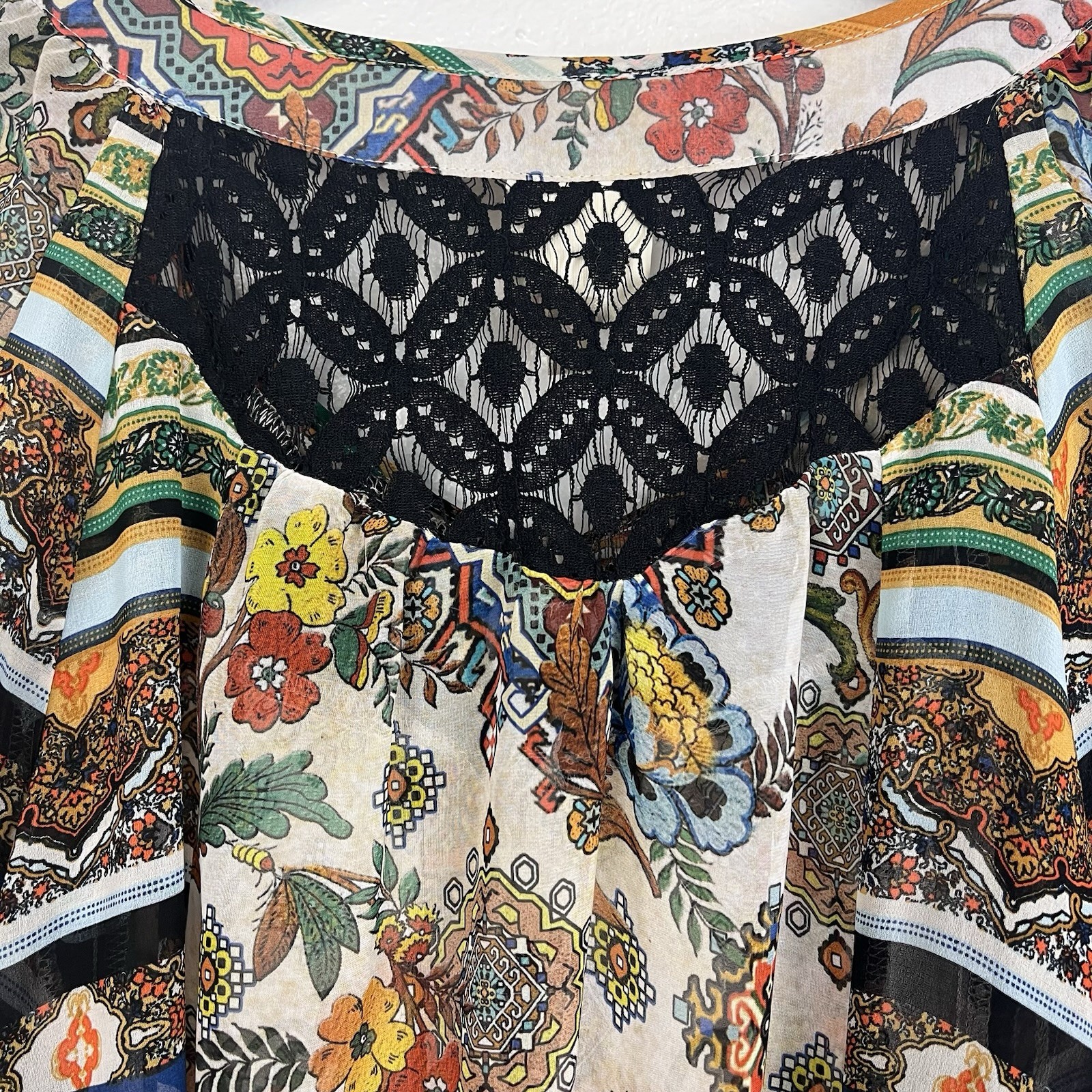 Fig and Flower Women’s Semi Sheer Multicolor Floral Blouse Peasant Size Large