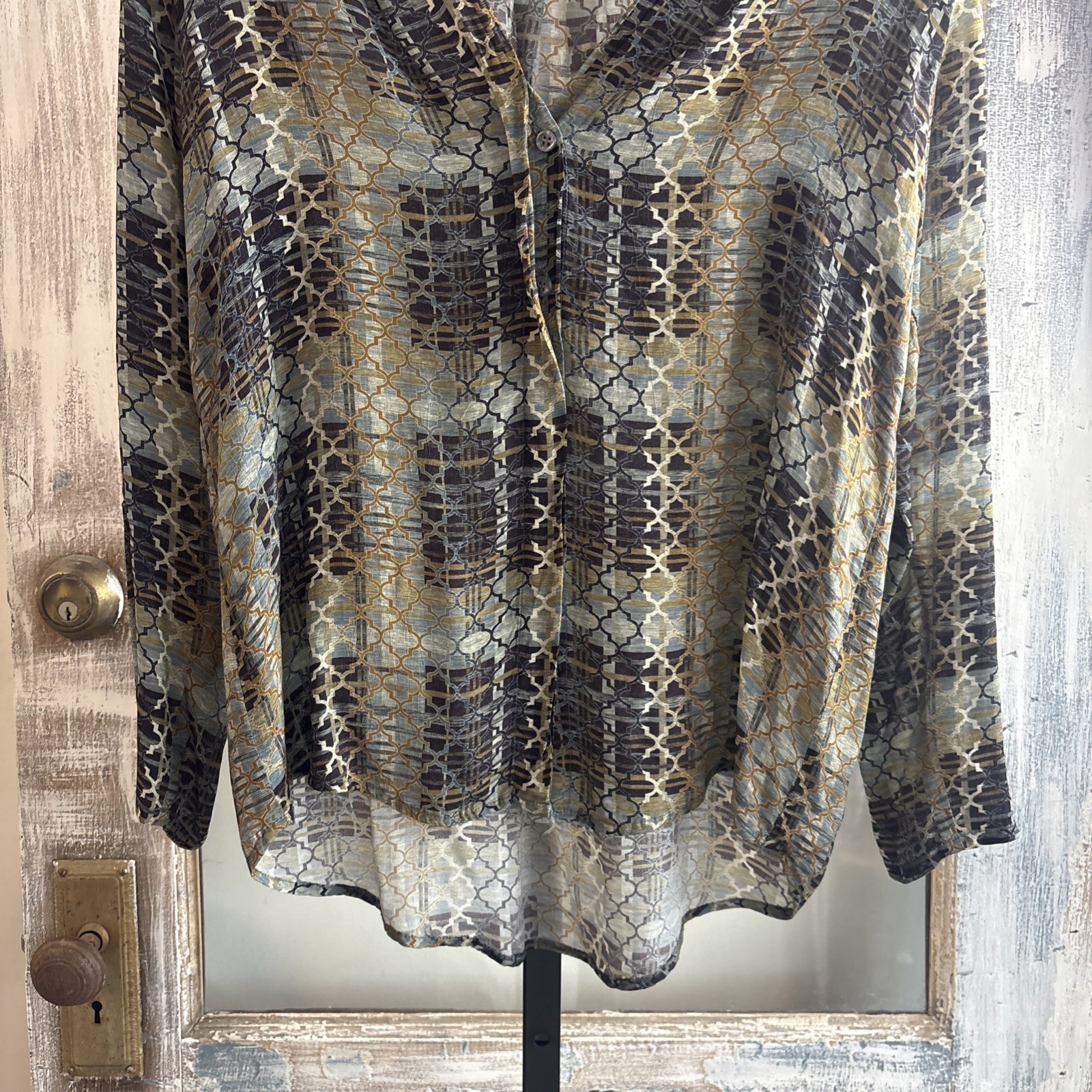 Women’s APNY Multicolor Blouse Size Medium