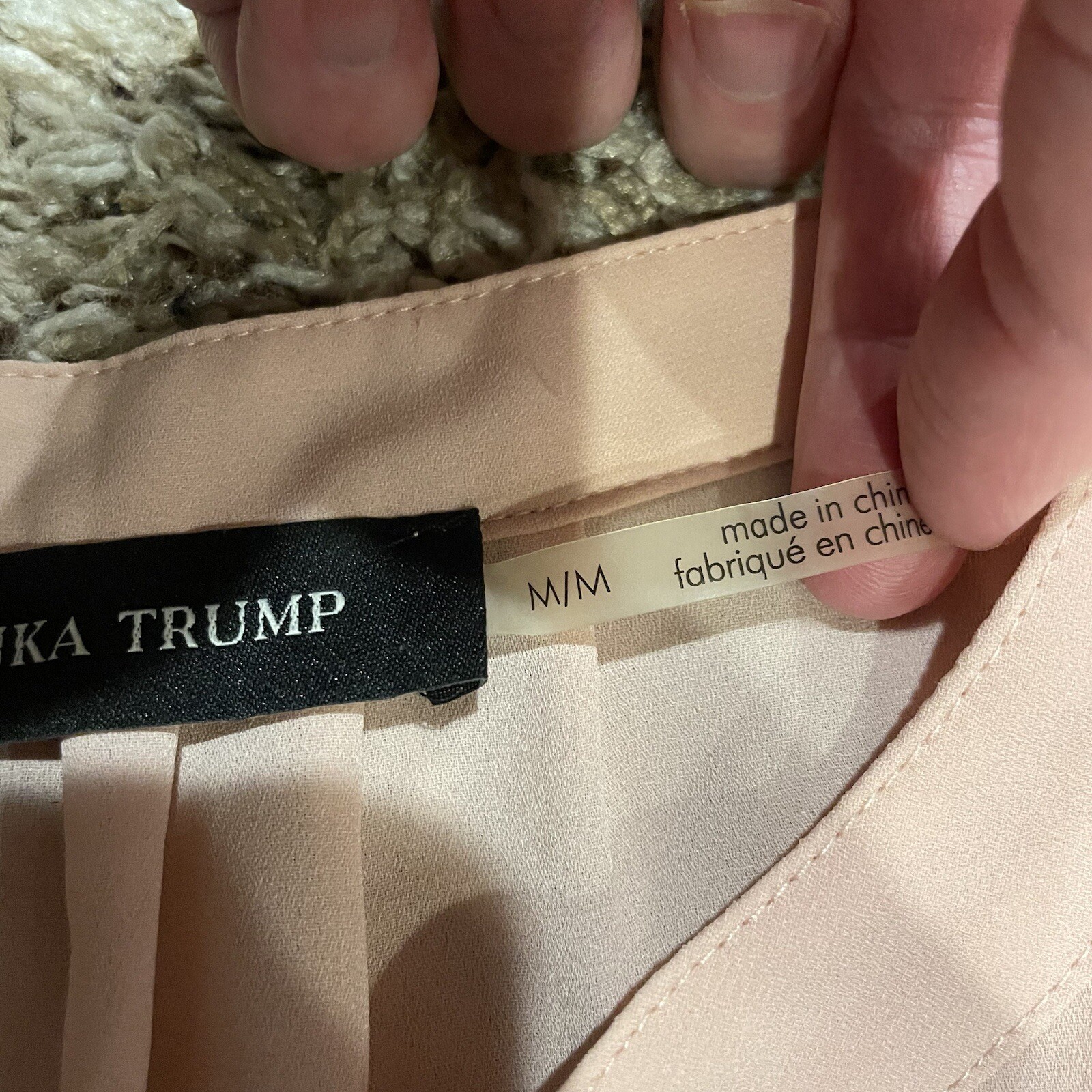 Ivanka Trump Rose Pink Dressy Long Sleeve Blouse Women’s M Half Clasp Button