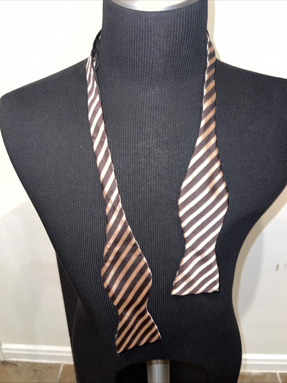 Unbranded Brown Beige Stripe Bowtie Selftie