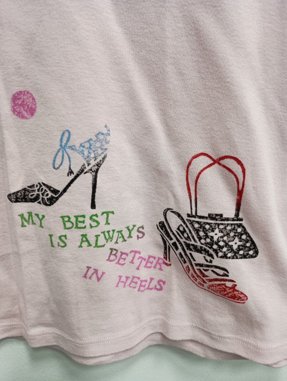 Jess & Jane Womens Better In Heels Novelty Top Medium Pink Shoe Print Artsy