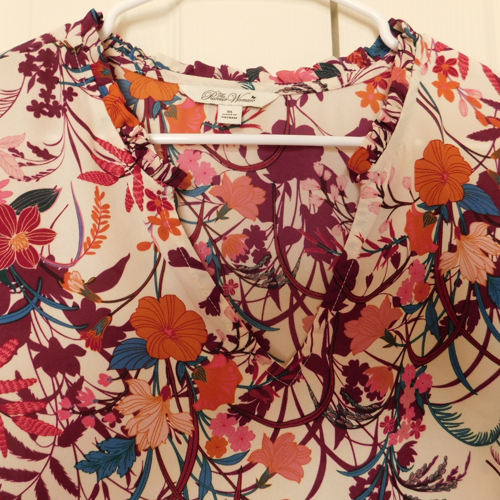 THE PIONEER WOMAN Floral 3/4 Bell Sleeve Top Cream Multicolor Boho Prairie XL