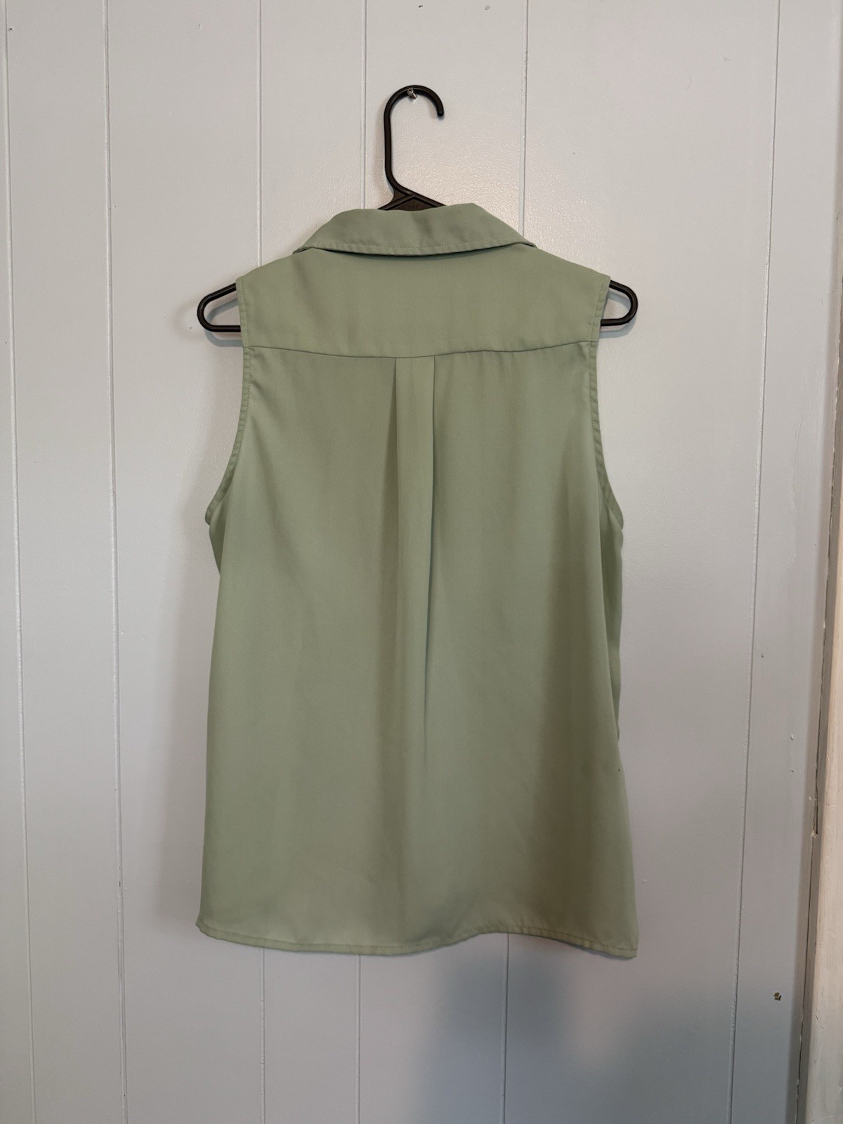 UMGEE Green Solid Collared Button Front Lace Sleeveless Blouse Women L
