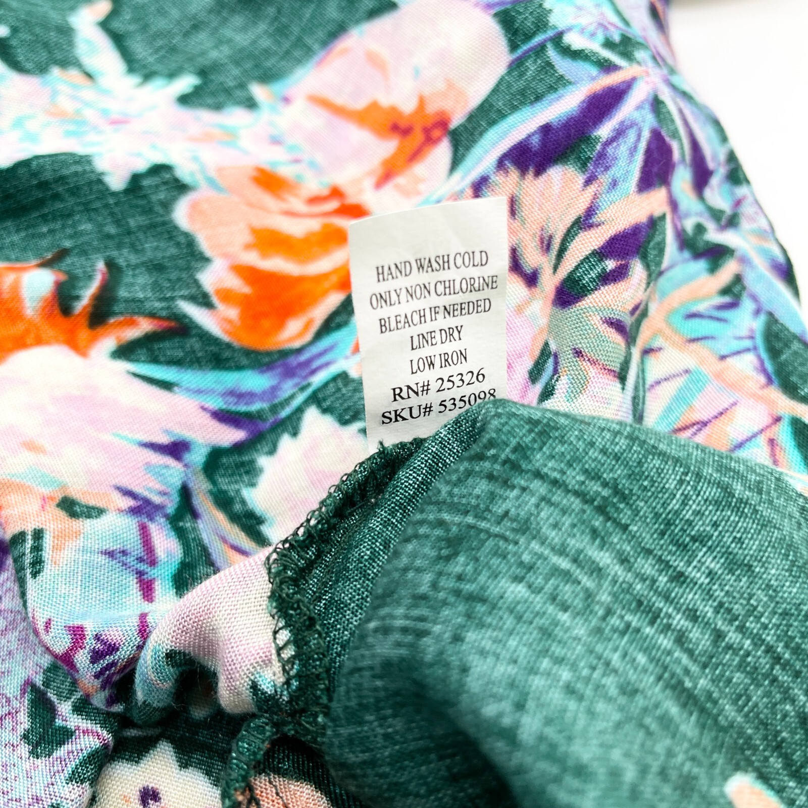 World Market Womens Addy Tunic Top Blouse S/M Tropical Floral Swing Feminine