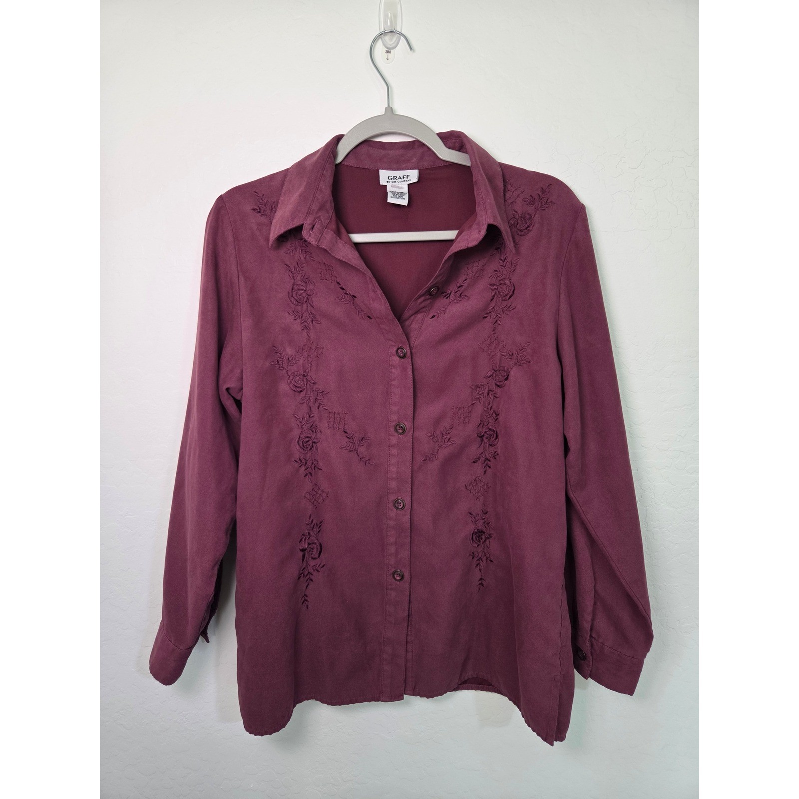 Graff by UM Company Plum Purple Faux Suede Floral Embroidered Button Down M