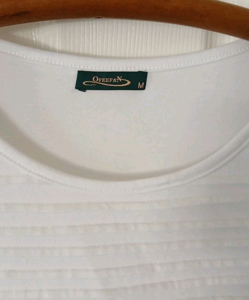 2 Ofeefan – Womans 3/4-Sleeve Tops – Size M – 1 Pinkish & 1 White Color – Look!!