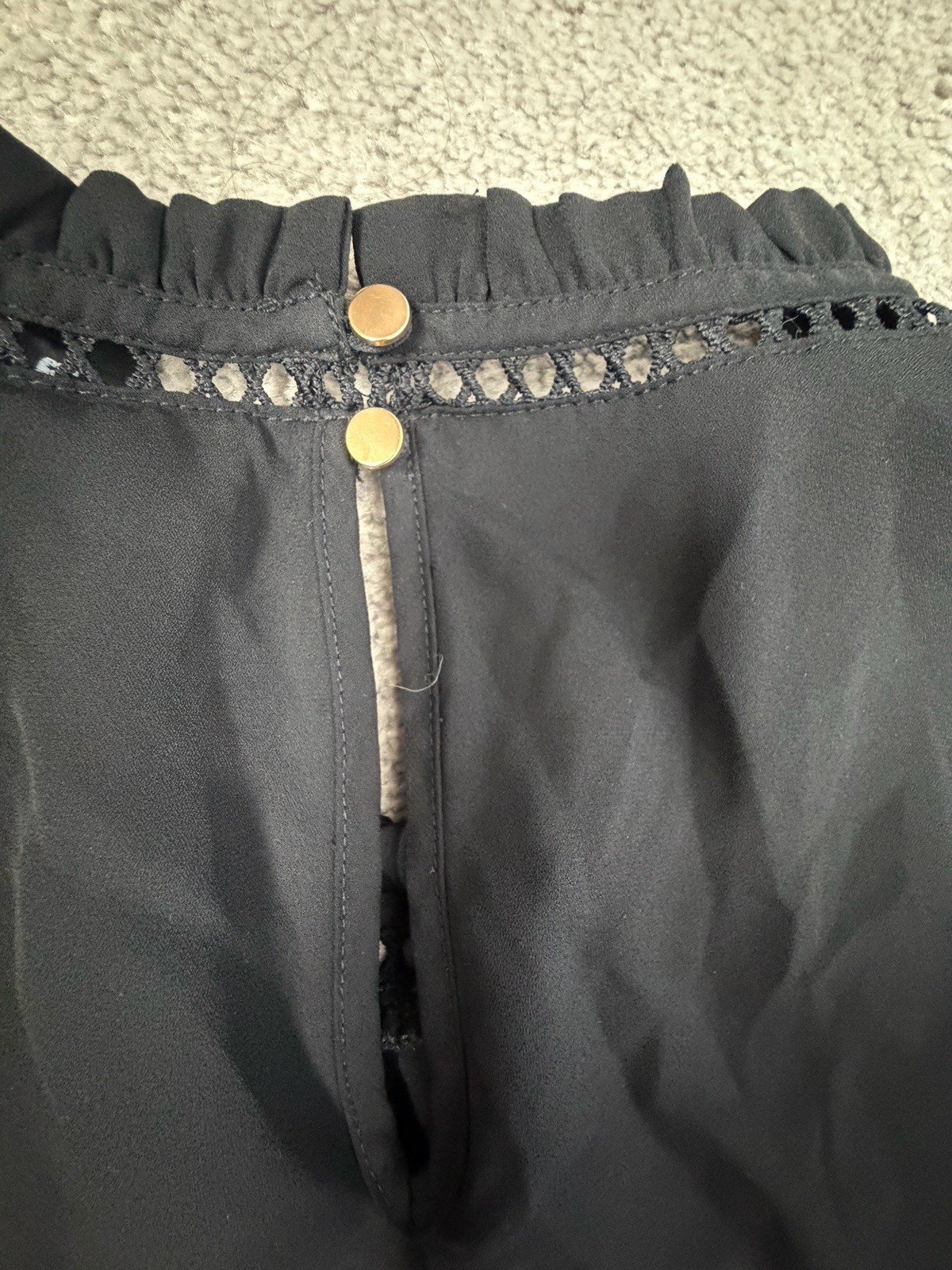 City Chic Women’s Plus Size L (20) Black High Neck Balloon Sleeve Blouse