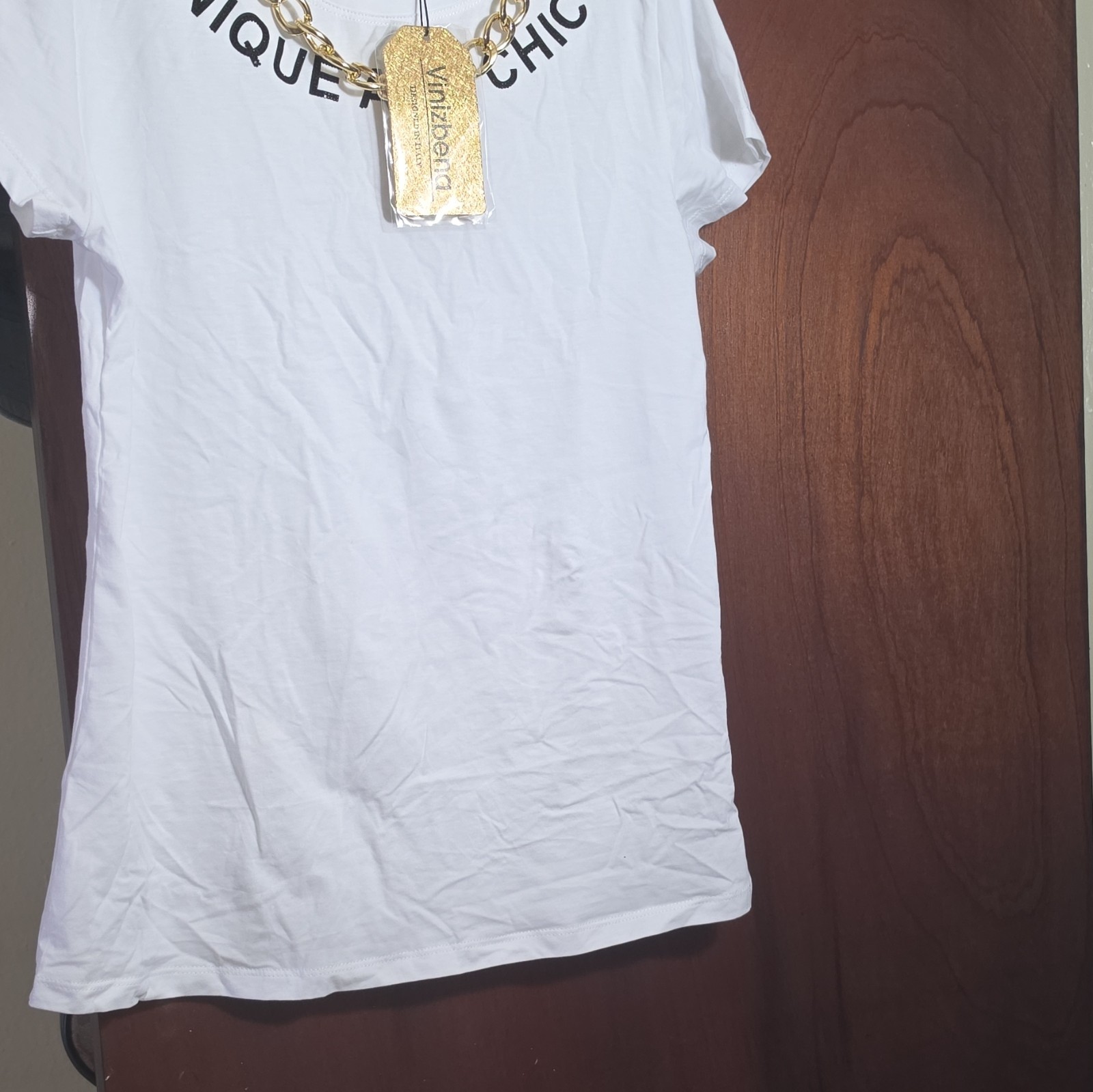 Vinizbena Women’s White Graphic Logo T-Shirt L Round Neck Chain Cotton