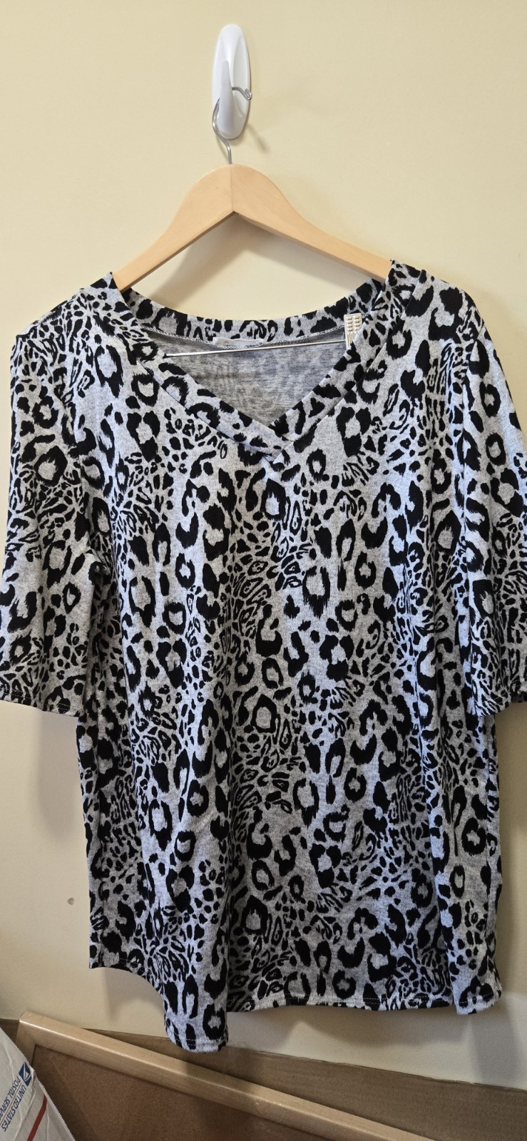 Bombom Shirt Size Xl