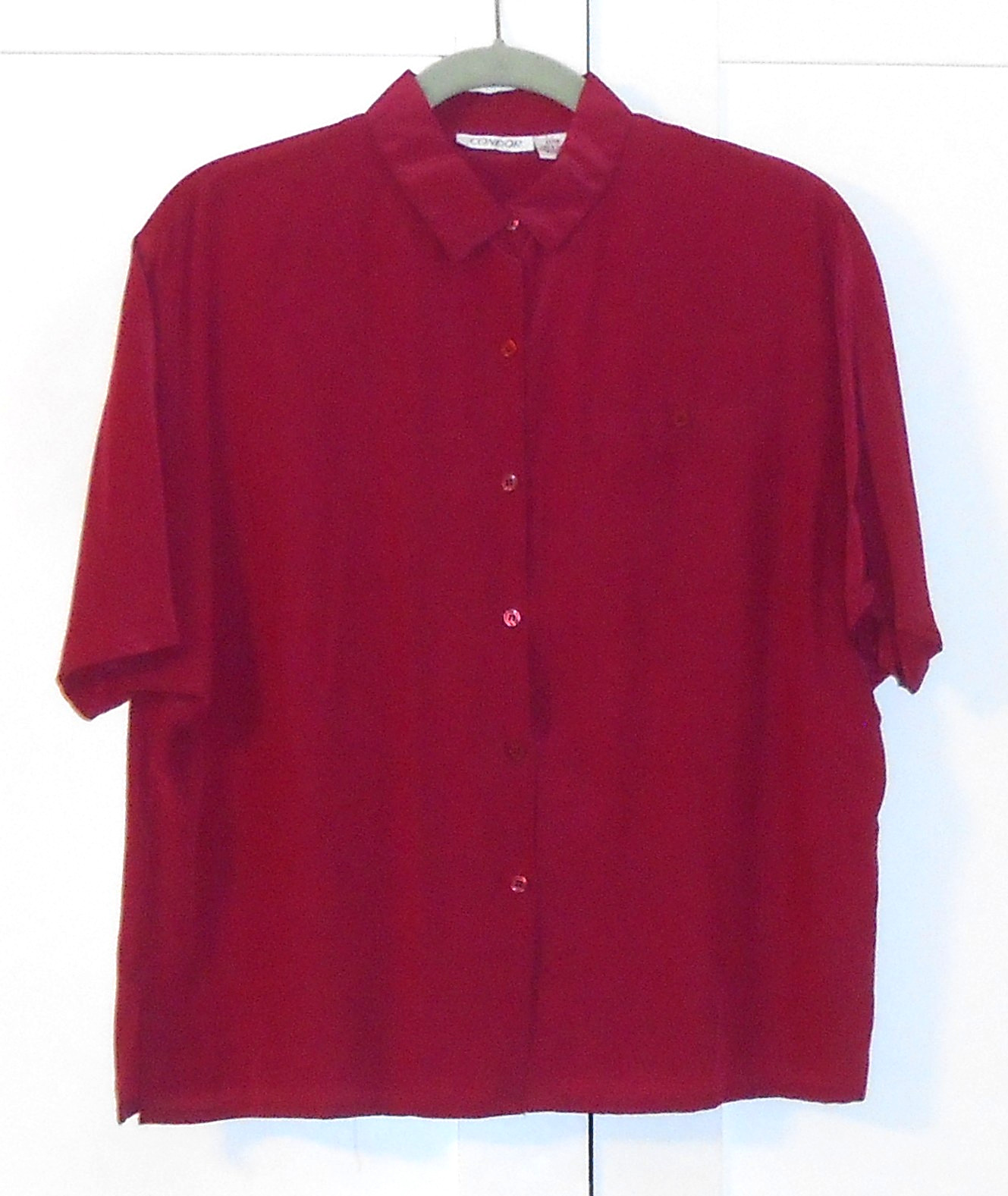 WOMEN’S CONDOR BURGUNDY SHORT BATWING SLEEVE BUTTON DOWN BLOUSE – SIZE 11/12