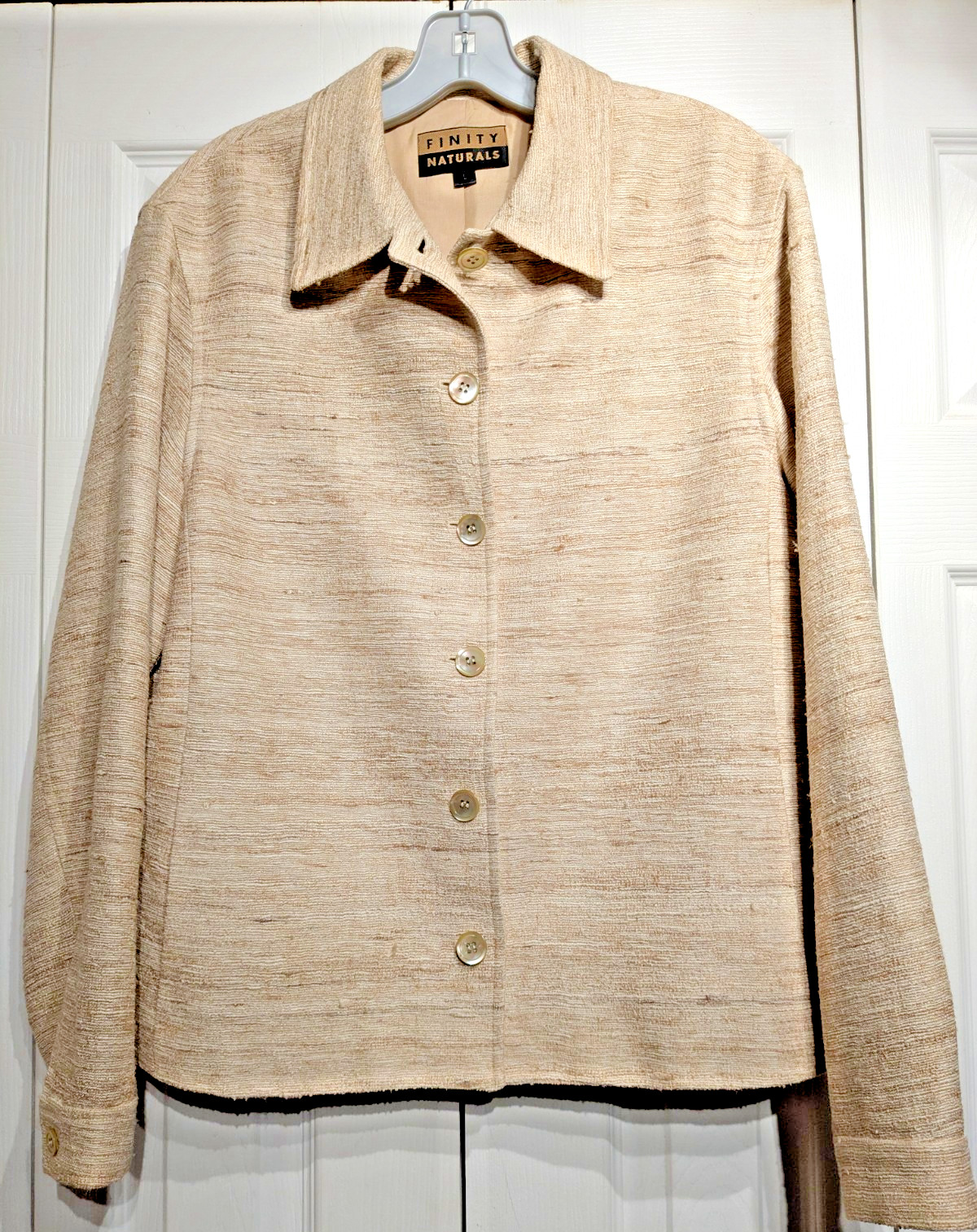 Finity Naturals Women Sz: L Beige Silk Textured Collared Button Up Blazer/Jacket