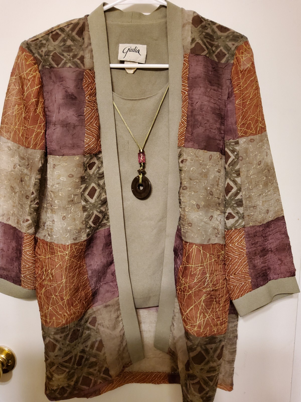 Giulia 1 Pc. Sage/Green Pullover Blouse & Sheer Jacket Removable Necklace SZ  8P