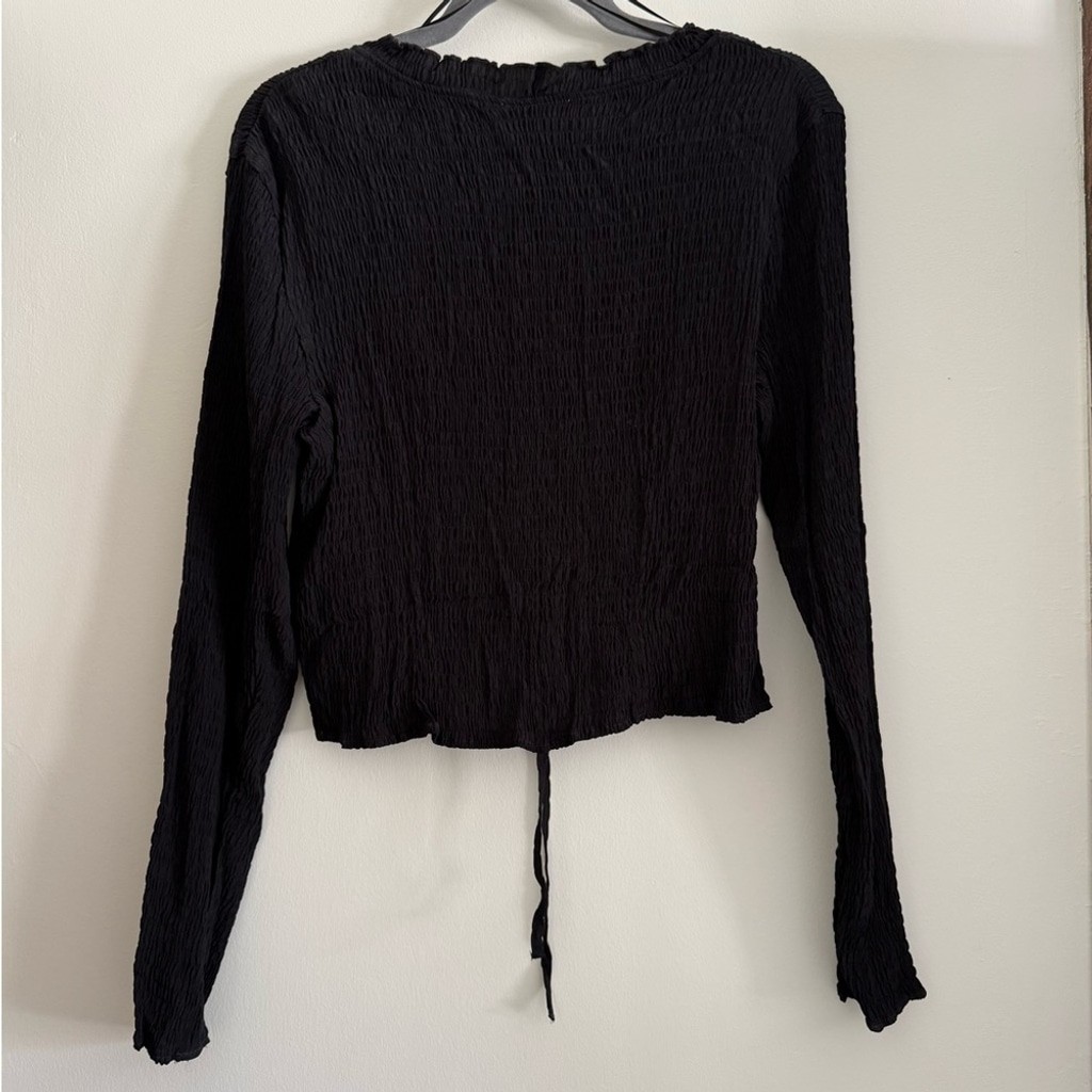 ✨NWT Topshop Black Ruched Long Sleeve Lace-Up Top V Neck Minimalist Going Out