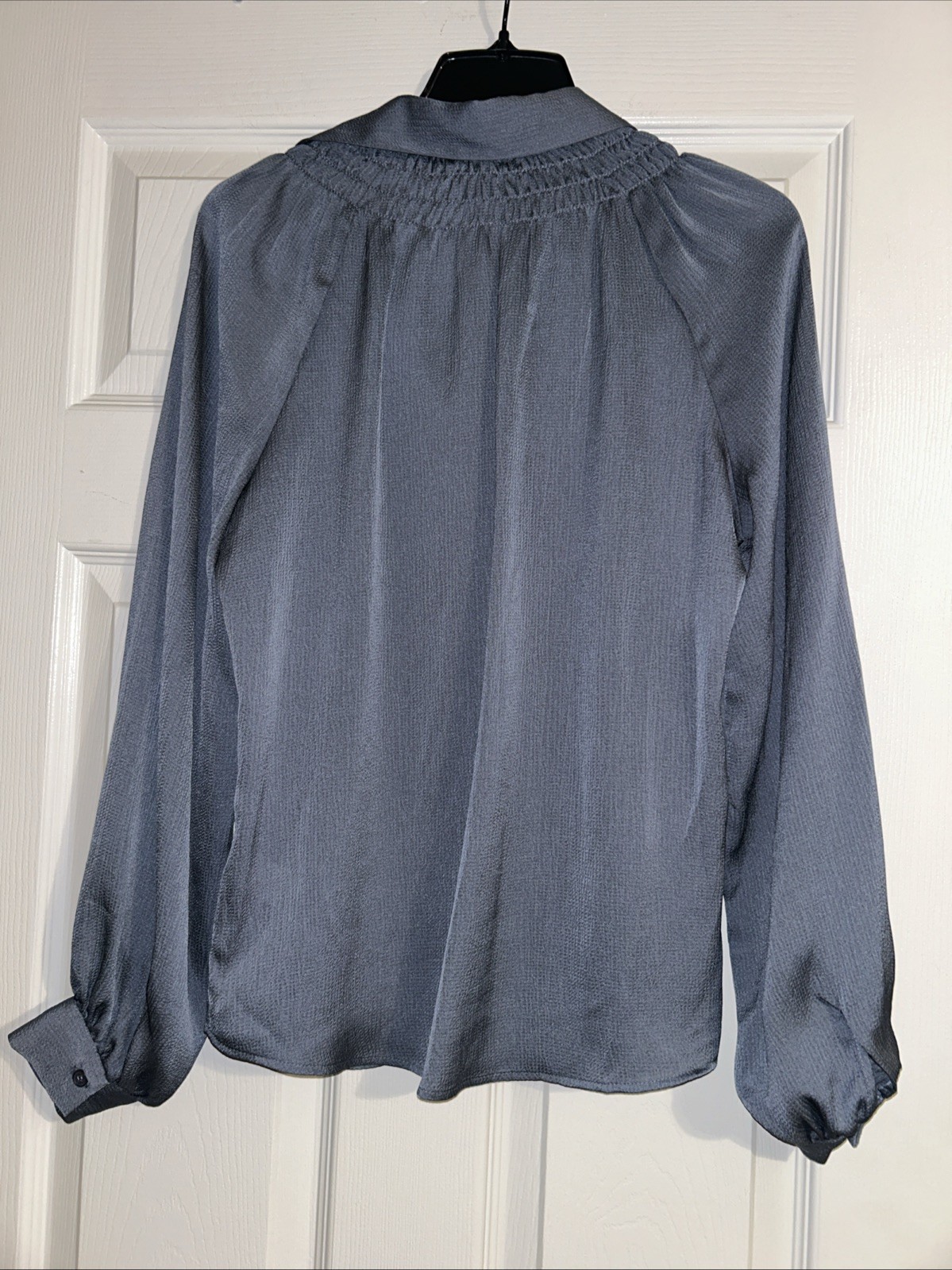 Max Studios Women’s V Neck Button Down Long Sleeve Blouse Blue Sz S NWT$118