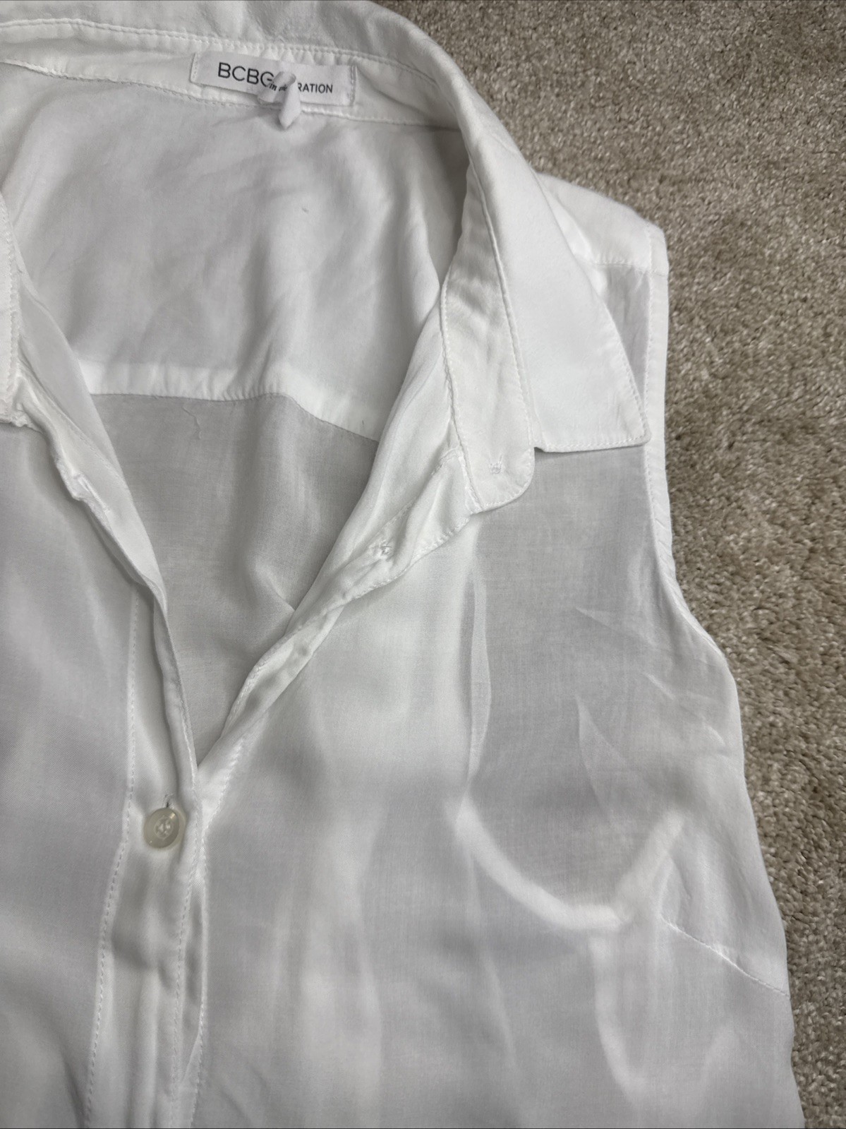 BCBG Generation White Sheer Button Up Collared Sleeveless Back Tie SizeM