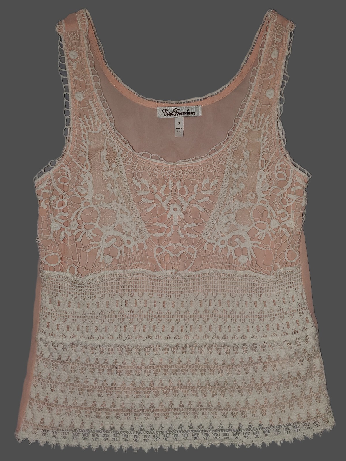 True Freedom Peach & White Lace Sheer Scoop Neck Sleeveless Top Women’s Size S