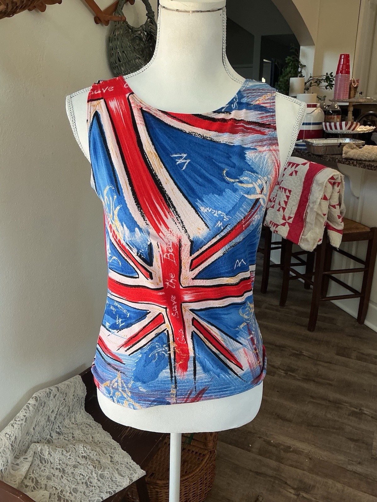 Vtg 90s Y2K Evolution Not Revolution Union Jack Tank Top Uk Flag Graphic Shirt