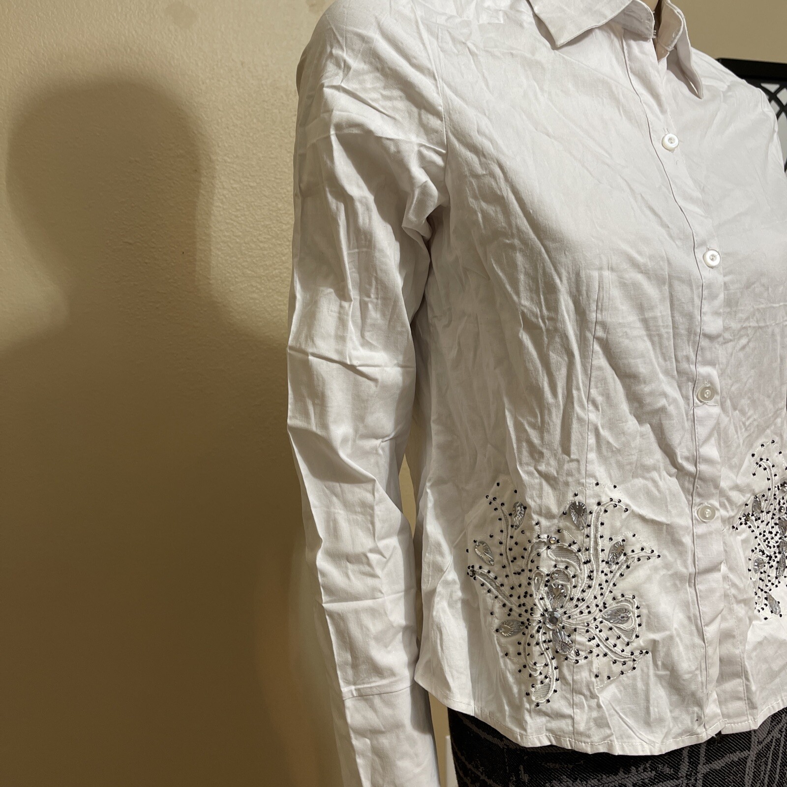 Women’s White Cotton Classic Casual Button Beaded Embroidered Size S Top Shirt