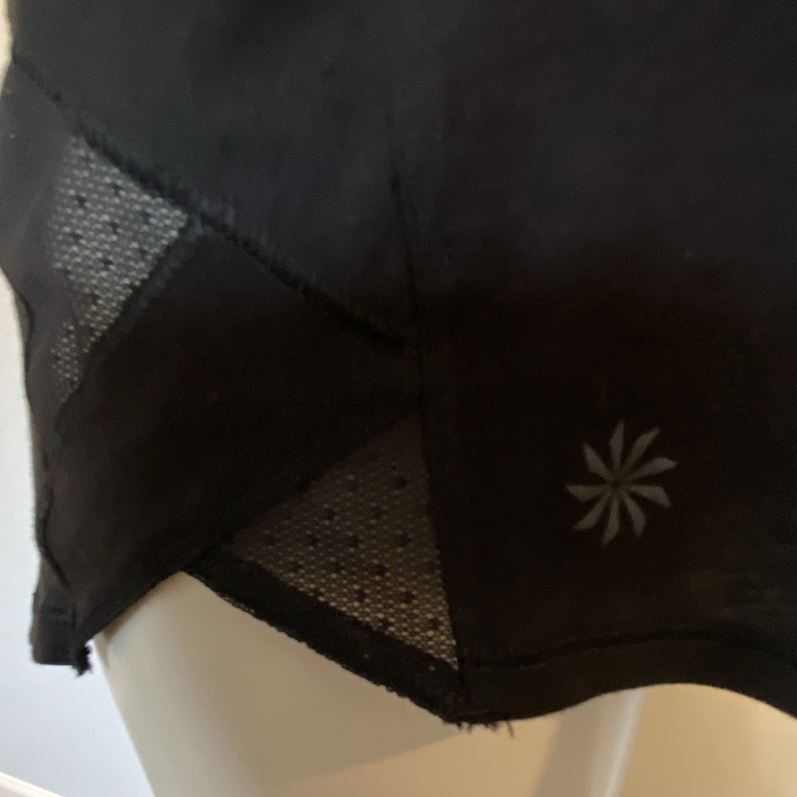 Athleta M Black Solid Halter Sleeveless Mesh Cut-Out Stretch Tank Top