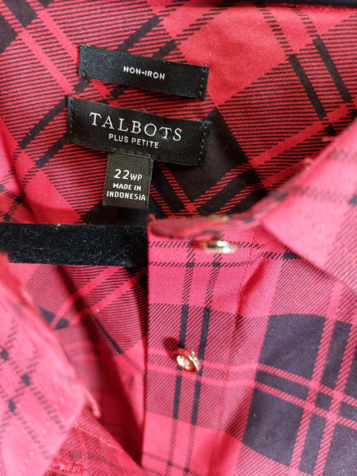 Talbots 22WP Red & Black Plaid Button Up Top Gold Buttons Collared Cotton Blend