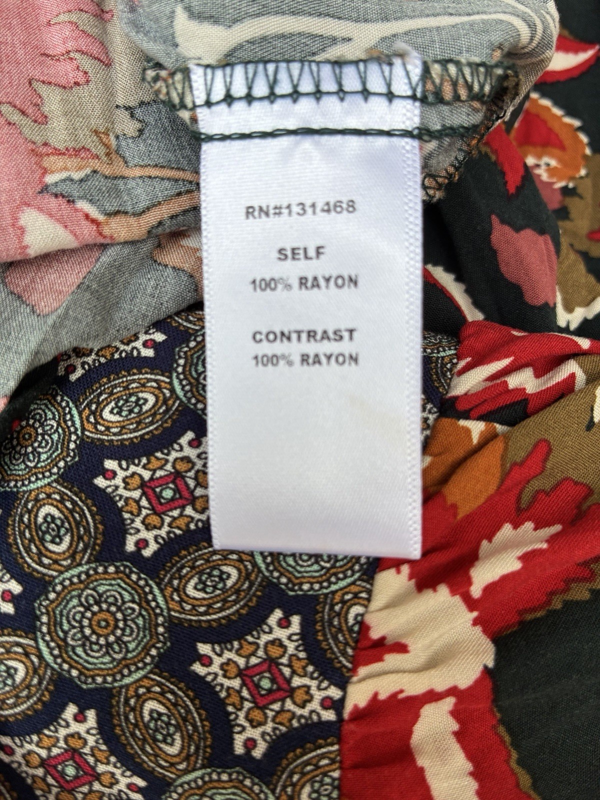 AVARA Fulton FloralTop Boho FullSleeves V NeckTassel Tie Size Small