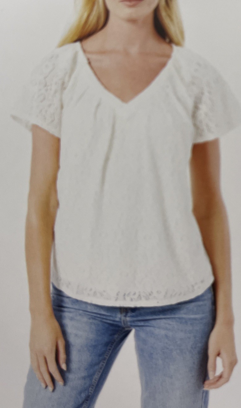 NWT Women’s CUPIO Whisper White Lace Flowy Sleeve Blouse Size Large
