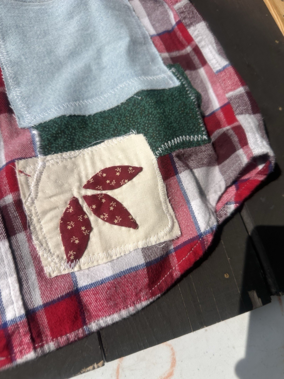 Upcycled Flannel Sleeveless Women M Red Cottagecore Raggedy Ann Pocket Quilt