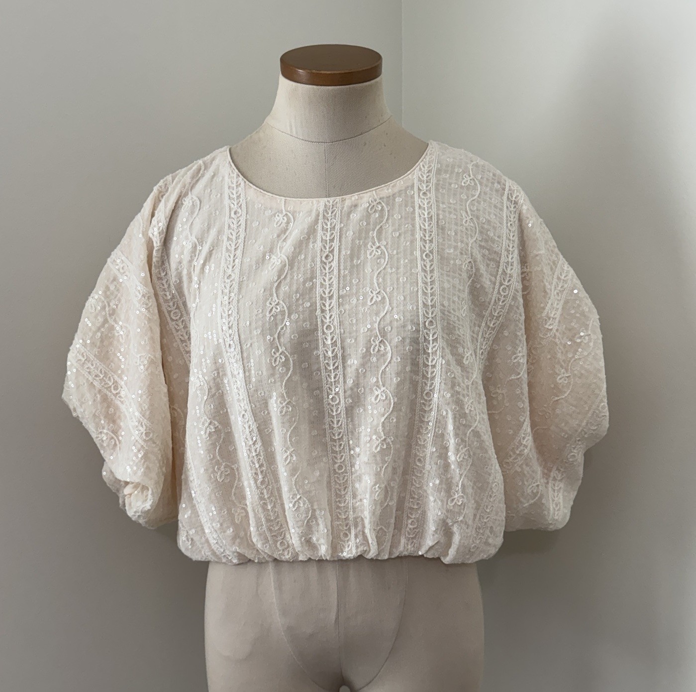 ENDLESS ROSE Large Ivory Cream Puff Sleeve Sequin Lace Crop Top Elegant Party
