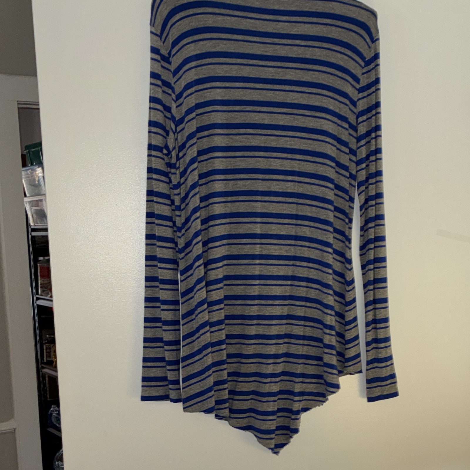 Women’s M Blue Gray Striped V-Neck Long Sleeve Cotton Soft Feel to Touch Tunic