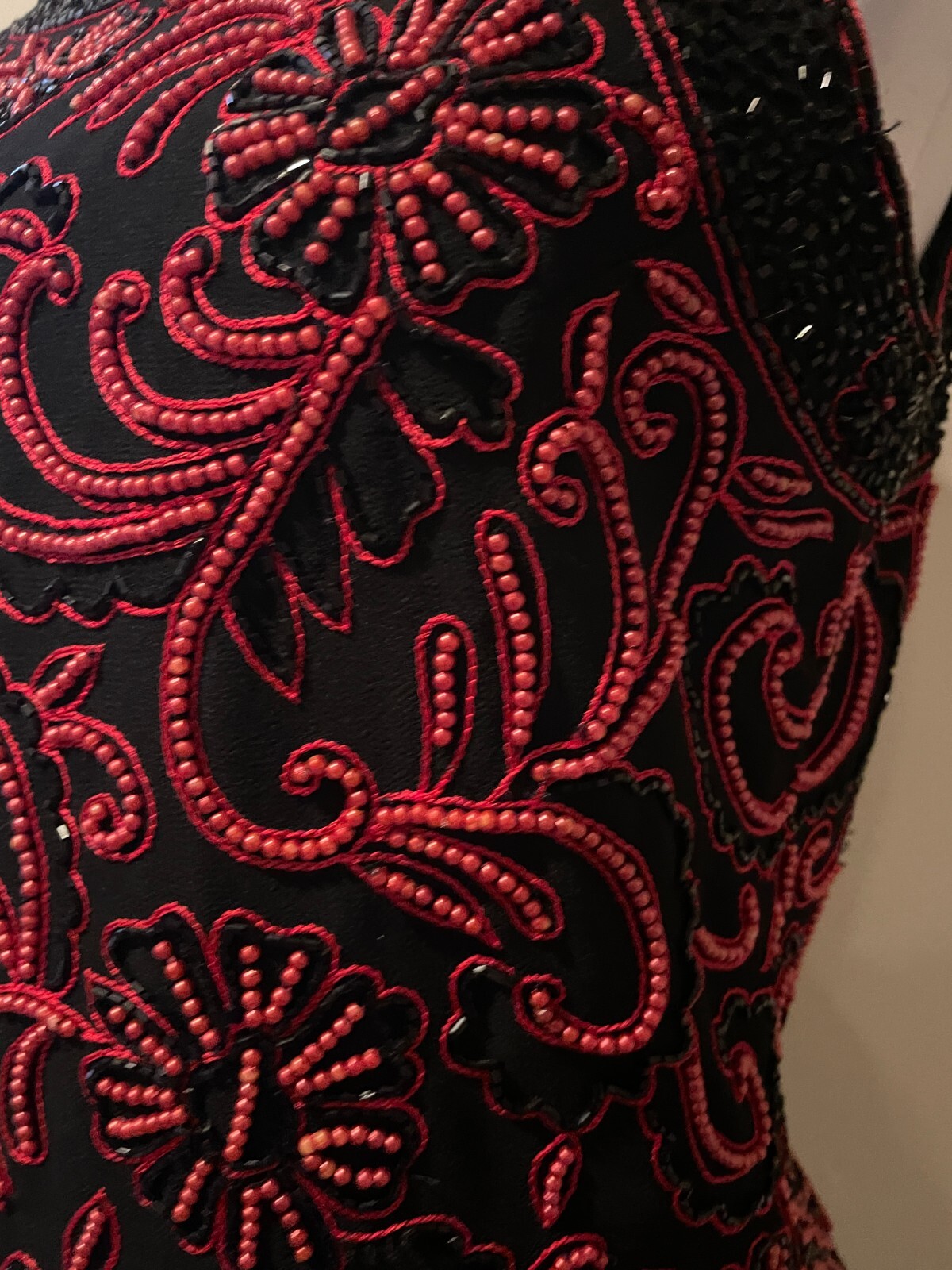 JKARA New York Womens Red & Black Beaded Evening Occasion Shirt Top – Sz Small