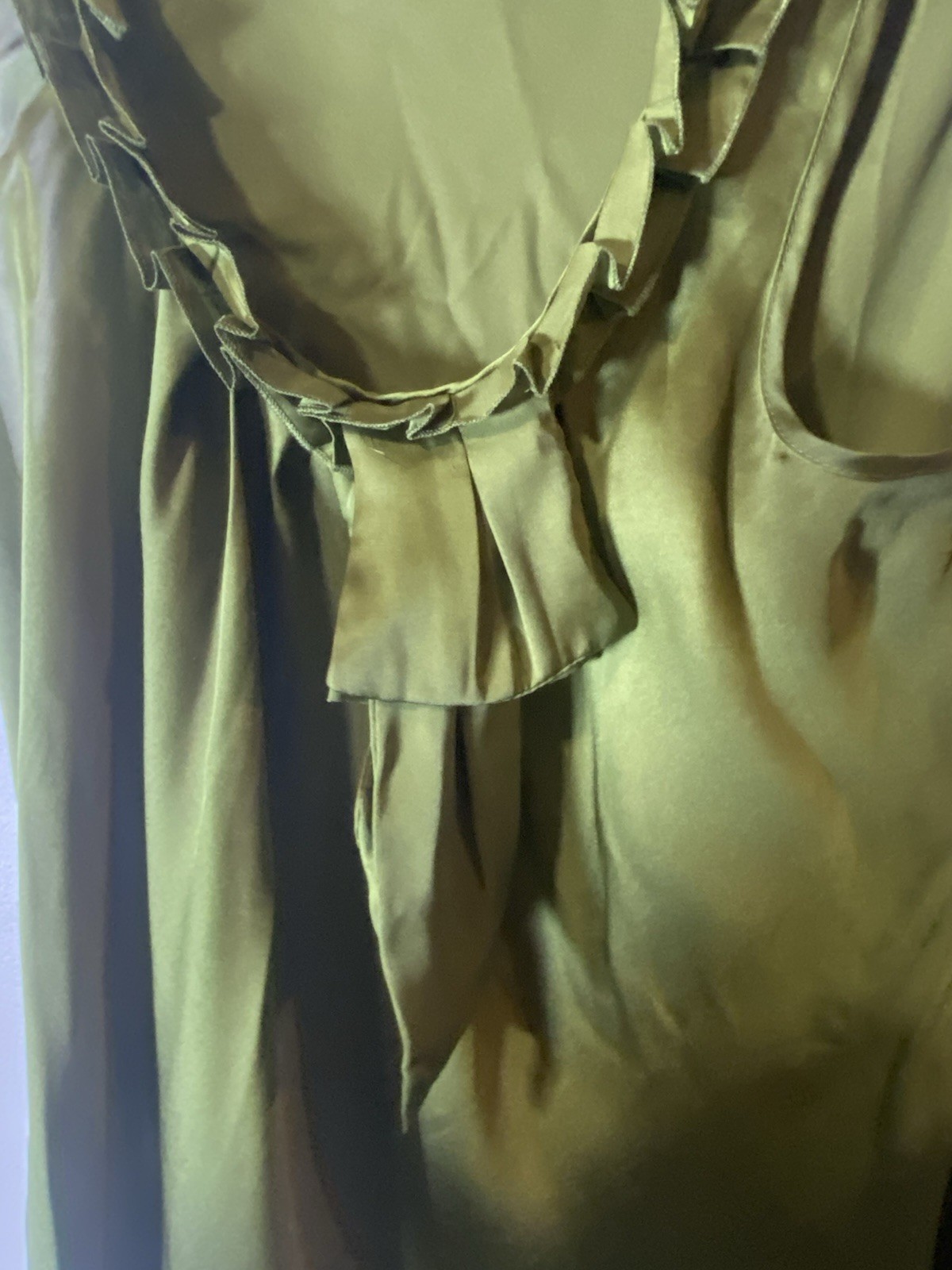 Spense Forest Green Satin Look Sleeveless Ruffle Tie Blouse Medium Officecore