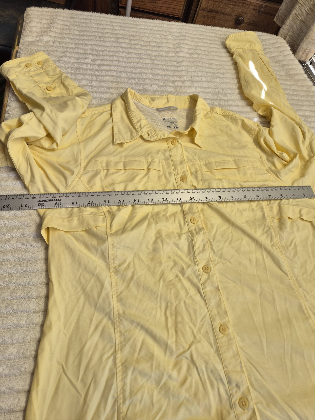 Columbia Titanium Vented Long Sleeve Shirt Womens Large Yellow Hiking Fishing