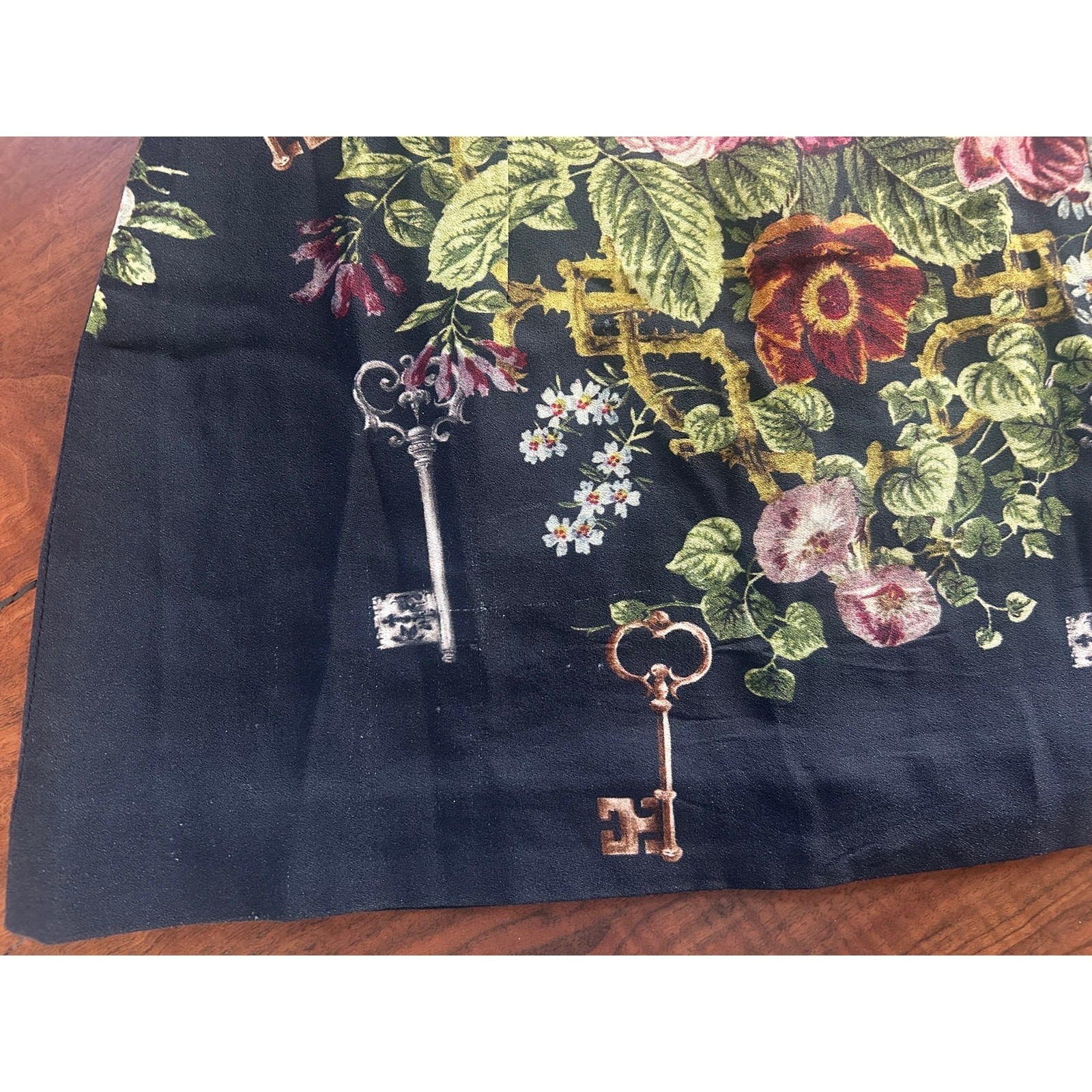 Authentic Dolce & Gabbana Baroque Rose & Keys Tunic Top IT 40 US 4