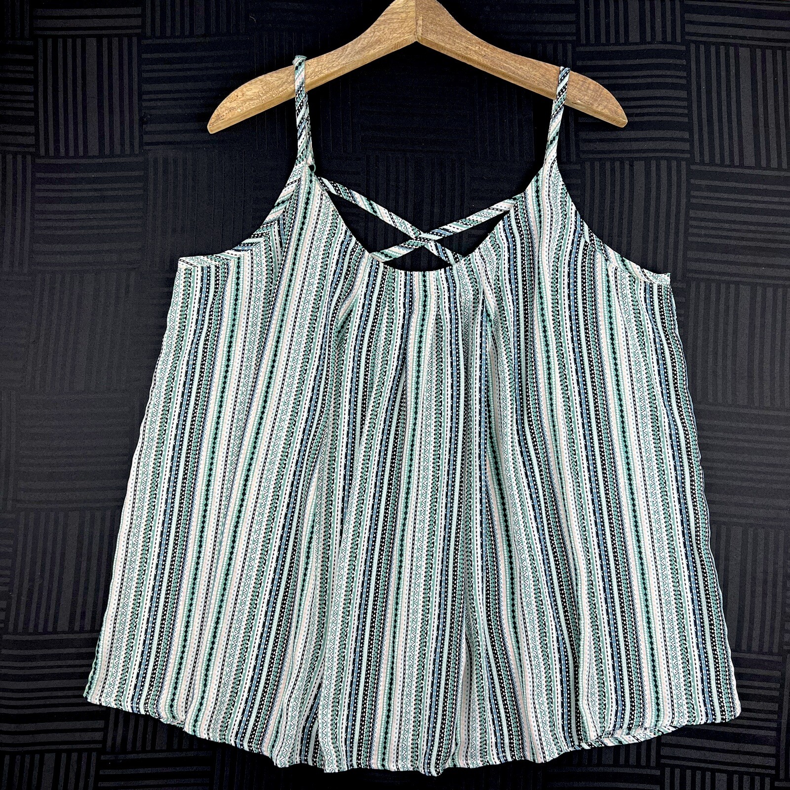 Torrid 3 Womens 3XL Multicolor Stripe Georgette Sleeveless Flowy Boho Cami Top