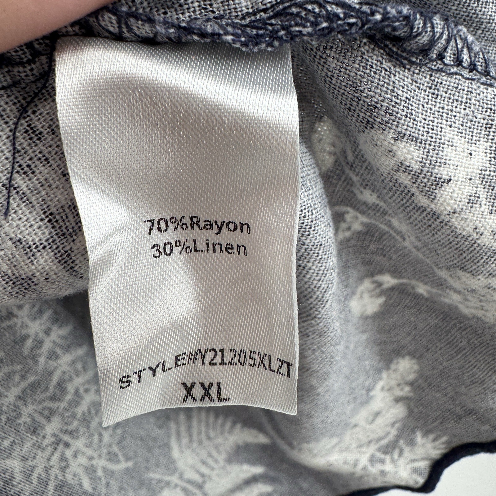 Pomander Place by Tuckernuck Navy Botanical Beaufort Esme Top size XXL 2XL