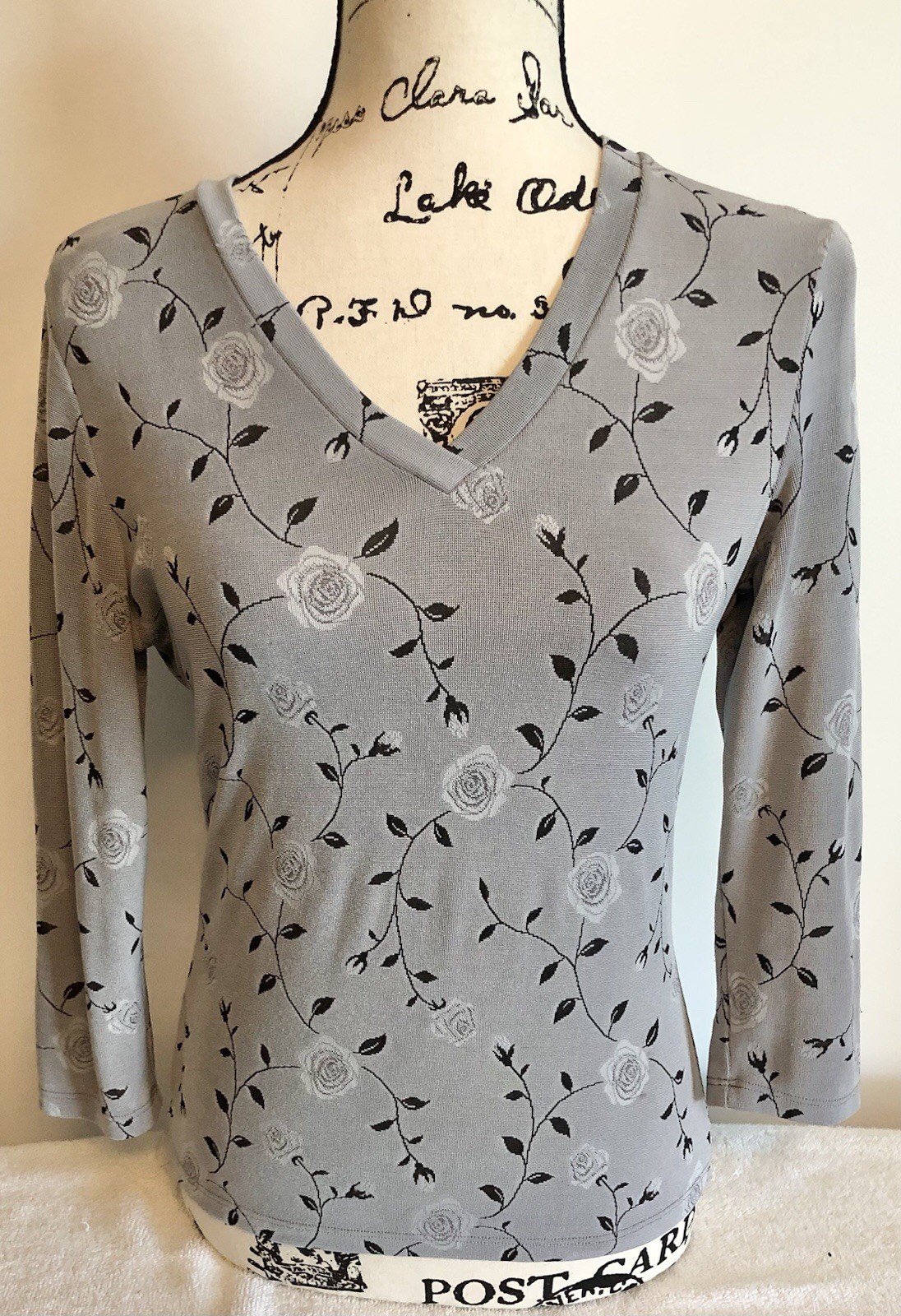 Women’s Finesse USA Floral Vine Print Polyester In Gray – Size Small
