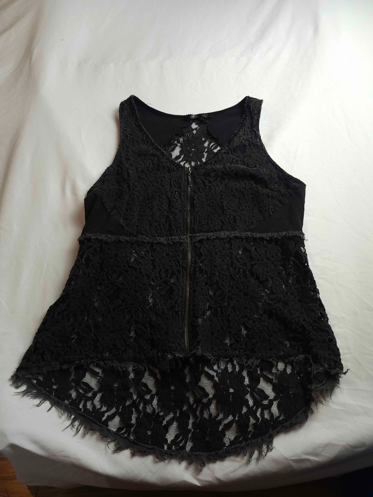 BKE Boutique Tank Top Womens Large Black Lace Front Zip Embellished Fringe Trim