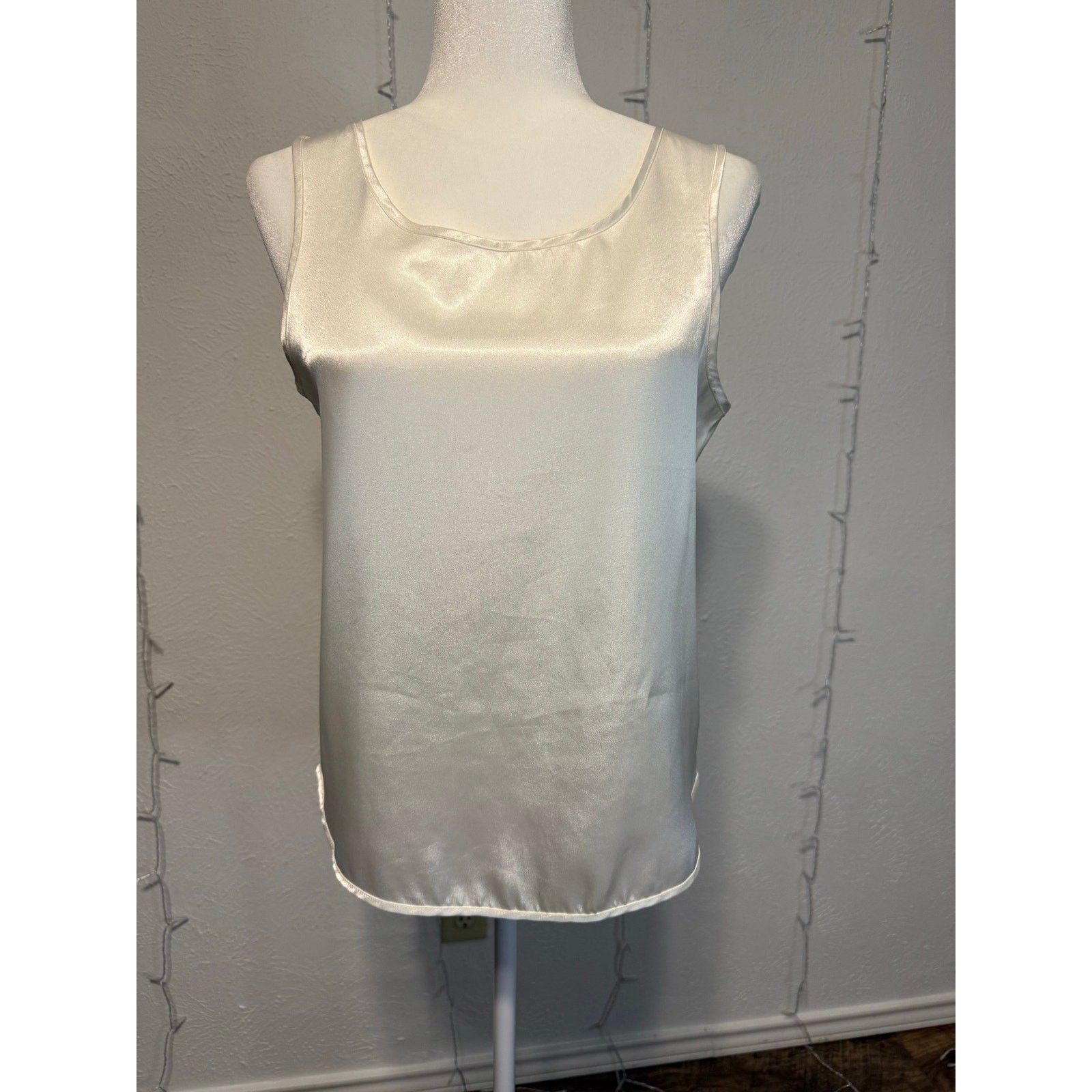 100% Pure Silk Ivory Sleeveless Shell Blouse | Luxury Tank Top