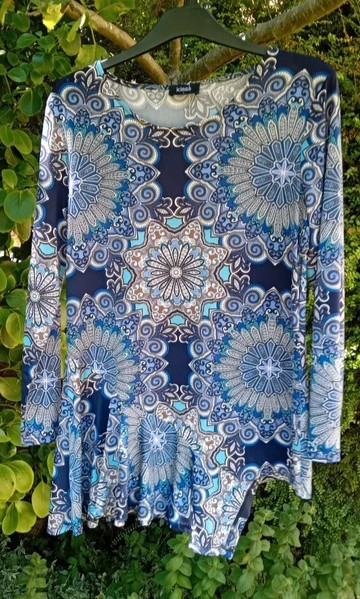 KLASS BLUE PATTERNED TUNIC TOP LONG SLEEVE SIZE L ( 14 – 16 ) UNWORN