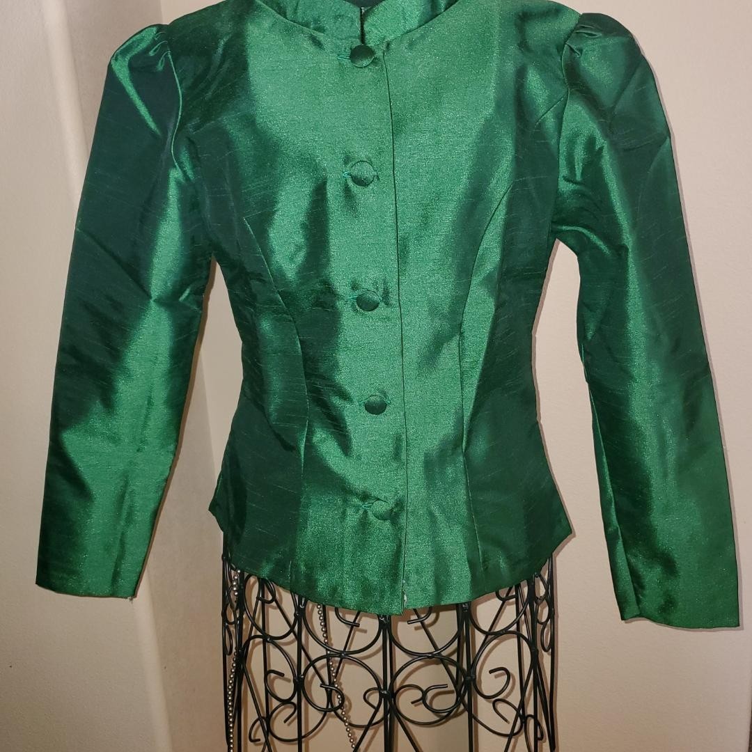 Thai Traditional Blouse Lao silk Elegant for Women size 32″ with Button